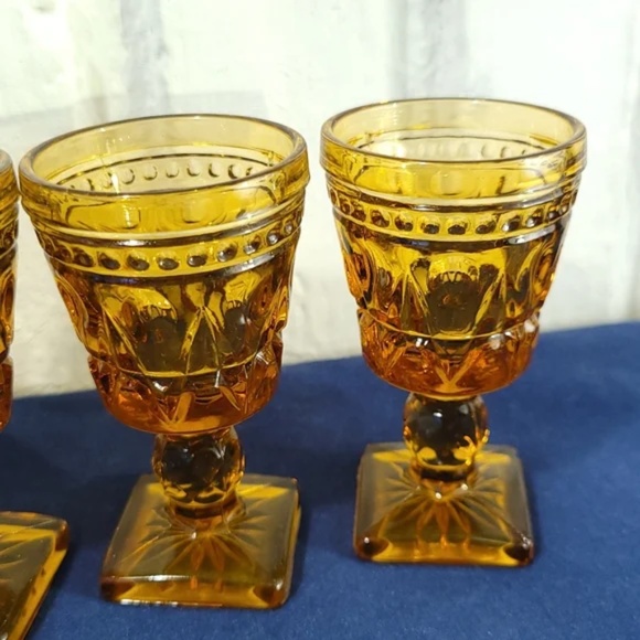Indiana Glass Colony Park Footed Amber Cordial Glasses - Picture 5 of 8